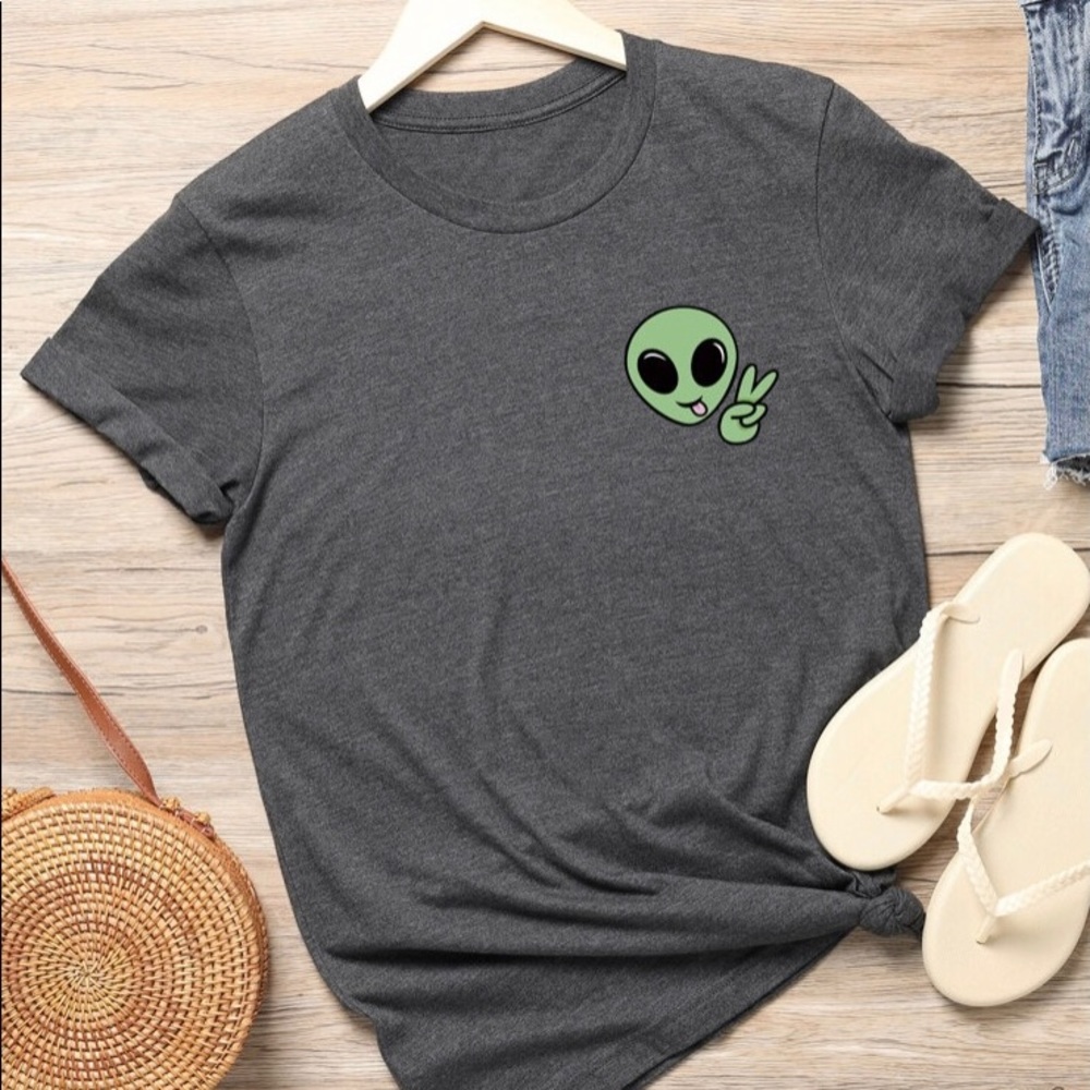 SHEIN Curve Alien Tee